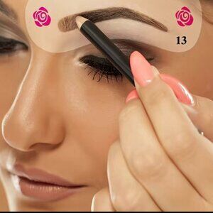 Brow Master Set: Discover Your Perfect Shape!